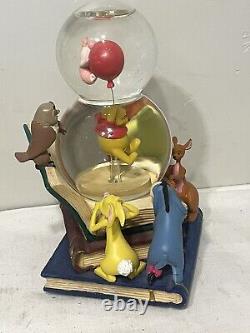 Disney Winnie The Pooh 2-tier Musical Snow Globe Vintage Collectible RARE