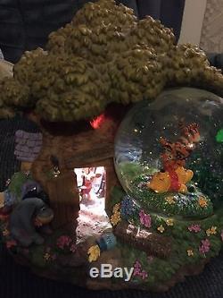 Disney Winnie The Pooh Large Collectible Snowglobe