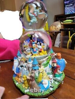 Disney World Character 2-Tiered Snow Globe? Spinning Dumbo, Music Works-Details