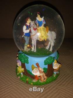 Disney classic princess collectable snow globes