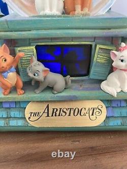 Disney's Aristocats Musical Snow Globe 40th Anniversary