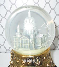 Disney's Mary Poppins Commemorative Musical Snow Globe EXTREMELY RARE Cathedral