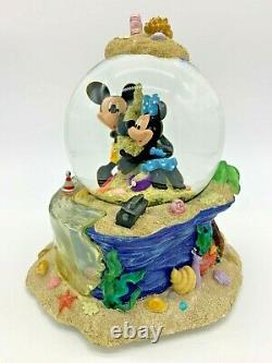 Disney's Mickey Minnie Mouse By The Beautiful Sea Beach Musical Snow Globe RARE
