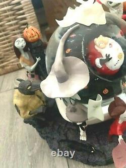 Disney's Nightmare Before Christmas RETIRED Jack Captures Santa Claus Snow Globe