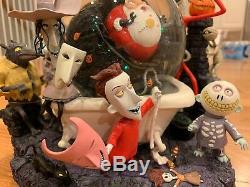 Disney's Nightmare Before Christmas RETIRED Jack Captures Santa Snowglobe (MIB)
