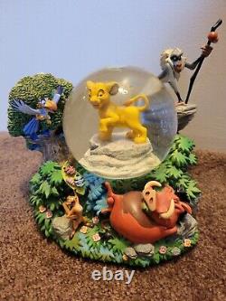 Disney's The Lion King Simba and Friends Disney Store Vintage Musical Snow Globe