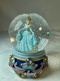 Disneys Cinderella Cleaning Bubbles WithGus n Jack, Plus Two Mini Snow globes