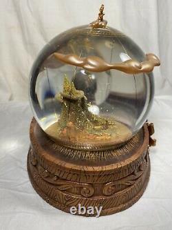 Disneys Peter Pan 50th Anniversary Musical Light Up Snow Globe Very Rare