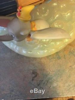 EXTREMLEY RARE Disney Snowglobe A Whole New World Boat See Description