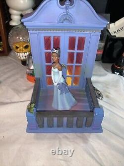 Extremely RARE Disney Store Princess and the Frog Bookend Tiana only