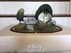 Huge Disney Mary Poppins Musical Spin Figurine Snowglobe New