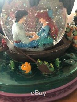 LITTLE MERMAID Kiss the Girl Water Snow globe Disney Ariel Musical