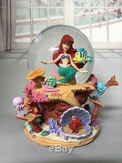 Little Mermaid Ariel Sebastian Glitter Disney Water Globe Snowdome Musical