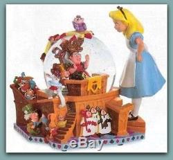 MINT Disney Alice in Wonderland 50th Anniversary Snowglobe Musicbox Court Room