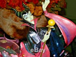 Maleficent & Dragon Disney Villains Snow Globe Statue Snow White