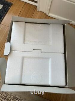 Mulan Disney Musical Snow Globe, plays Reflection With Box Tags In Styrofoam