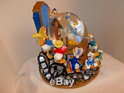 RARE Disney Donald Duck THROUGH THE YEARS Multi Figurines Musical SnowGlobe-MIB