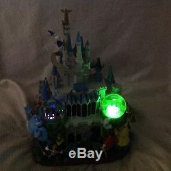 RARE Disney MAGIC KINGDOM CASTLE Large Lights Up SnowGlobe-MIB