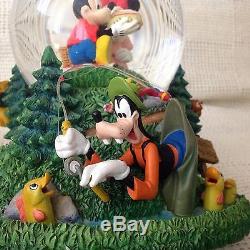 RARE Disney Mickey Mouse & Friends PICNIC DAY Musical Snow Globe
