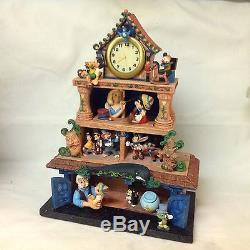 RARE Disney Pinocchio STORY OF MY LIFE Clock Musical Diorama Figurines- HTF-MIB