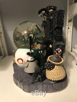 RARE Disney Store Nightmare Before Christmas Large Musical Snow Globe With Box