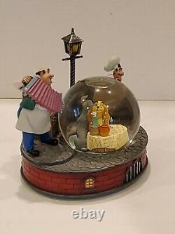 RARE Lady and the Tramp Disney Store musical Snow Globe