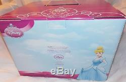 Rare Disney Cinderella Wedding Large Musical Snow Globe New in Box