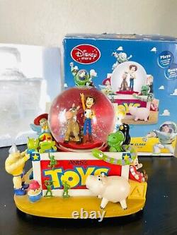 Rare? Disney Pixar Toy Story Andy's Toy Box Music Snow globe Buzz Woody Jessie