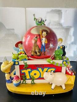 Rare? Disney Pixar Toy Story Andy's Toy Box Music Snow globe Buzz Woody Jessie