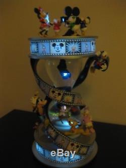 Rare! LIGHT UP Walt Disney FAB 5 MICKEY & FRIENDS Hourglass Snowglobe Statue