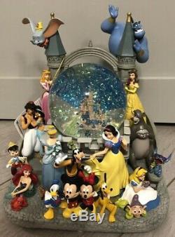 SNOW GLOBE Musical 120MM CHATEAU CHARACTERS NEW / Personnages Nouveau Disneyland