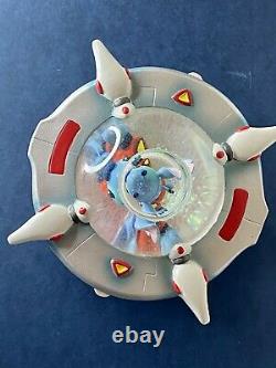 SUPER RARE Disney Lilo & Stitch (Experiment 626) Containment Cell Snow globe