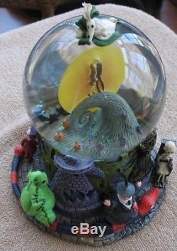 THE NIGHTMARE BEFORE CHRISTMAS MUSICAL SNOWGLOBE, Disney 1993, In Box, Excellent