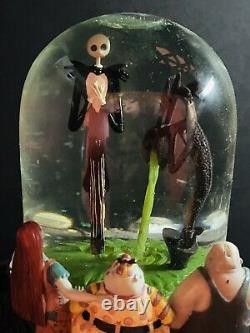 The Nightmare Before Christmas Musical Light Up Snow Globe