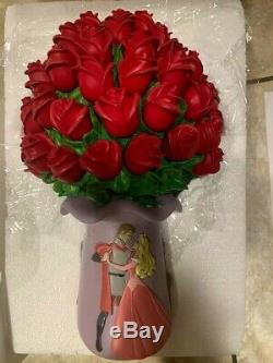 VINTAGE Rare Disney AURORA Sleeping Beauty Rose Flowers Bouquet Snow GlobeNEW