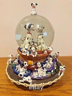 Very Rare 1989 Disney 101 Dalmatians Snow Globe and Music Box