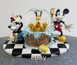 Vintage Disney Bath For Pluto Water Globe Mickey & Minnie Snowglobe Snow Statue