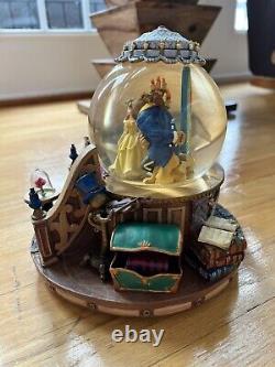 Vintage Disney Beauty and The Beast Musical Snow Globe Light Up Fireplace 1991