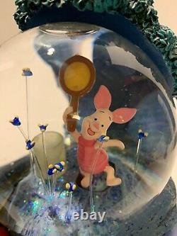 Vtg Disney Winnie the Pooh Light Up Musical Snow Globe Fireflies see Video