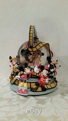 Walt Disney Snow Globe Mickey Through The Years Retried Nib Sg146