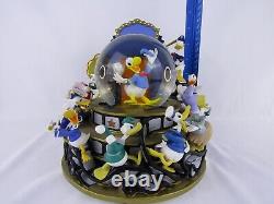 WDW Disney Donald Duck Through the Years Musical Motion Figurines Snow Globe DMG