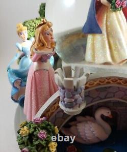 Walt Disney Princess Snow Globe Musical Ariel Snow White Belle Cinderella EUC