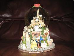 Walt Disney Snow Globe Beauty and the Beast
