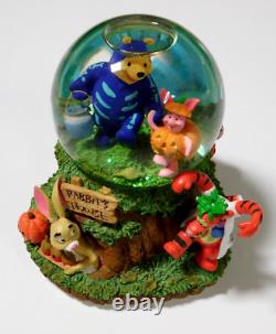 Winne the Pooh Snow Globe Lot